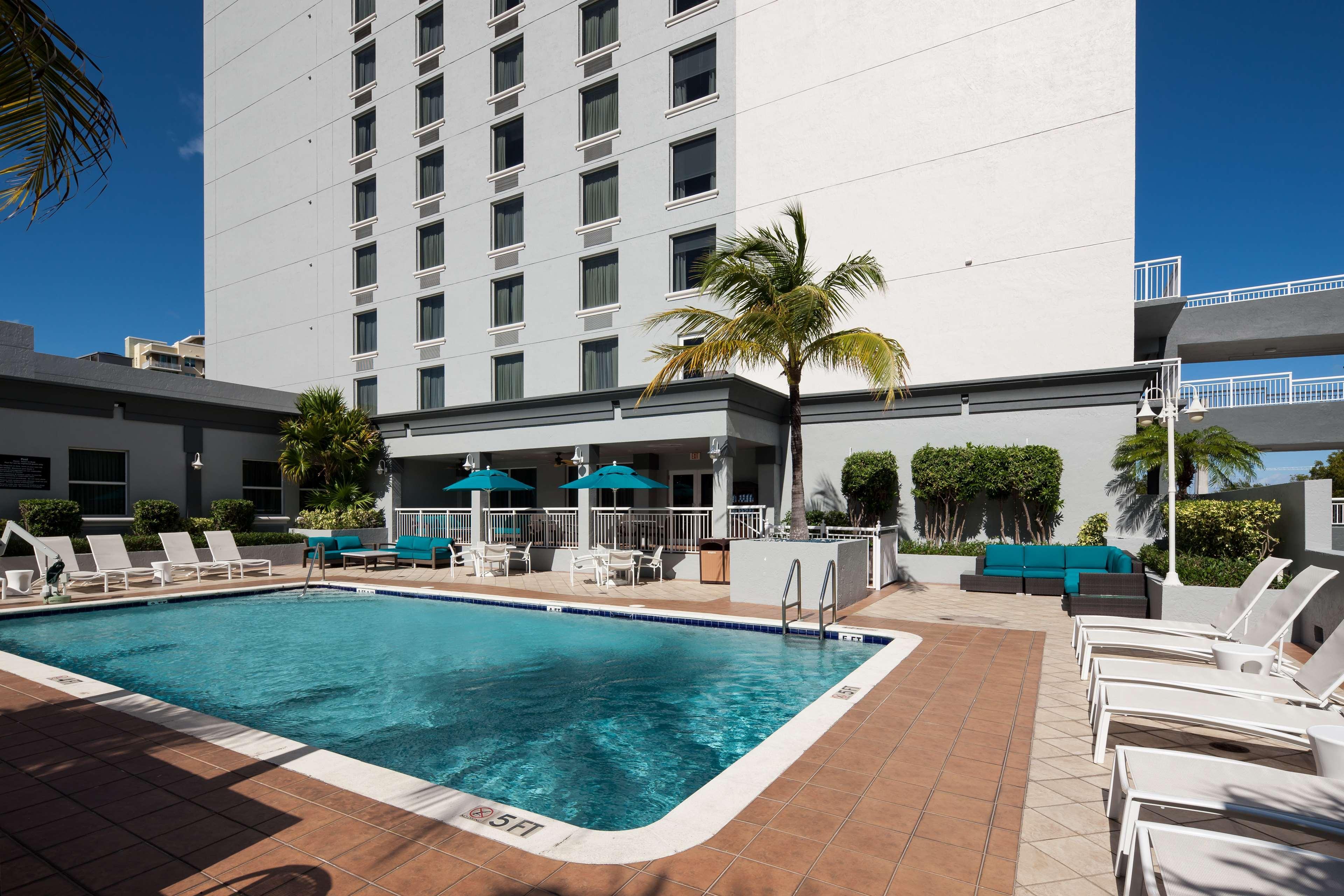 Hampton Inn Fort Lauderdale Downtown Las Olas Area Экстерьер фото